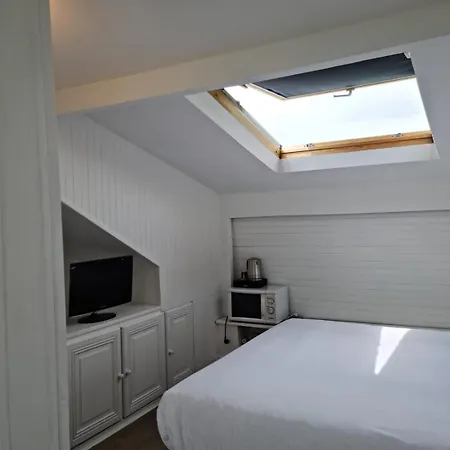 Ξενοδοχείο Panam Gambetta- Place Gambetta-mairie Du 20 Emme 3*