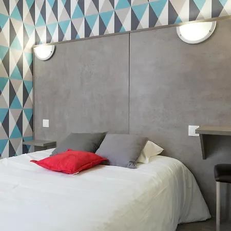 Panam Gambetta- Place Gambetta-mairie Du 20 Emme 3* Paris
