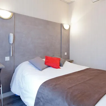 Panam Gambetta- Place Gambetta-mairie Du 20 Emme Hotel Paris