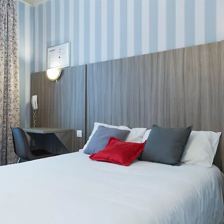 Gambetta- Panamhotel-pere Lachaise פריז