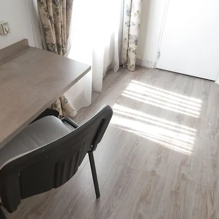 מלון Gambetta- Panamhotel-pere Lachaise