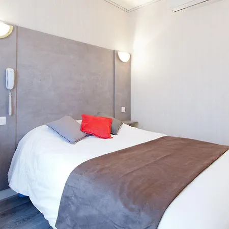 Gambetta- Panamhotel-pere Lachaise 3*