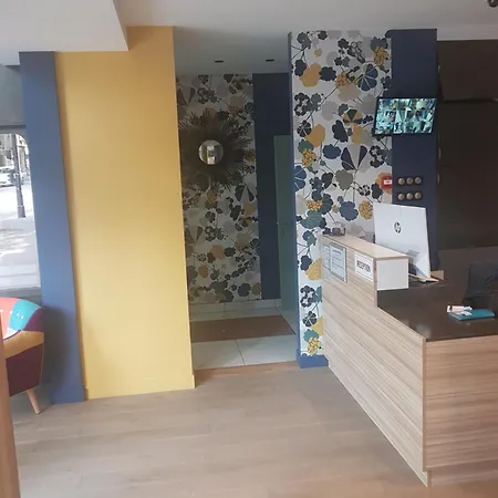 Gambetta- Panamhotel-pere Lachaise 3* פריז