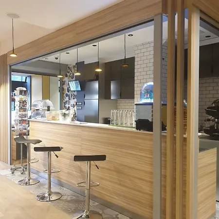 מלון Gambetta- Panamhotel-pere Lachaise פריז