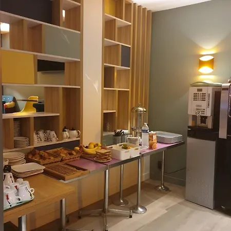 Gambetta- Panamhotel-pere Lachaise פריז