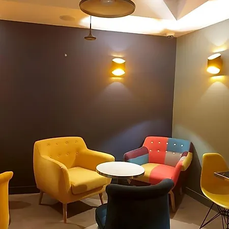 Panam-pere Lachaise-place Gambetta-hopital Tenon-republique Hotel 3*
