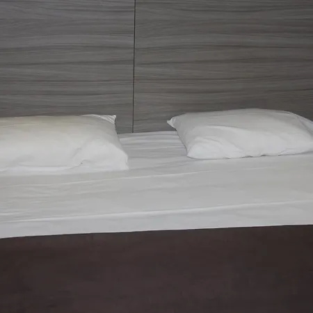 Panam Gambetta- Place Gambetta-mairie Du 20 Emme Hotel 3*