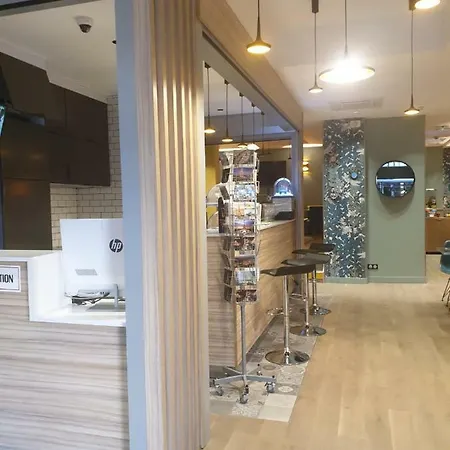 Gambetta- Panamhotel-pere Lachaise Hotel Paris