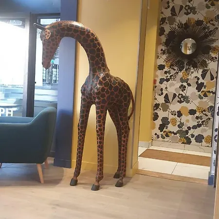 Ξενοδοχείο Panam Gambetta- Place Gambetta-mairie Du 20 Emme 3*