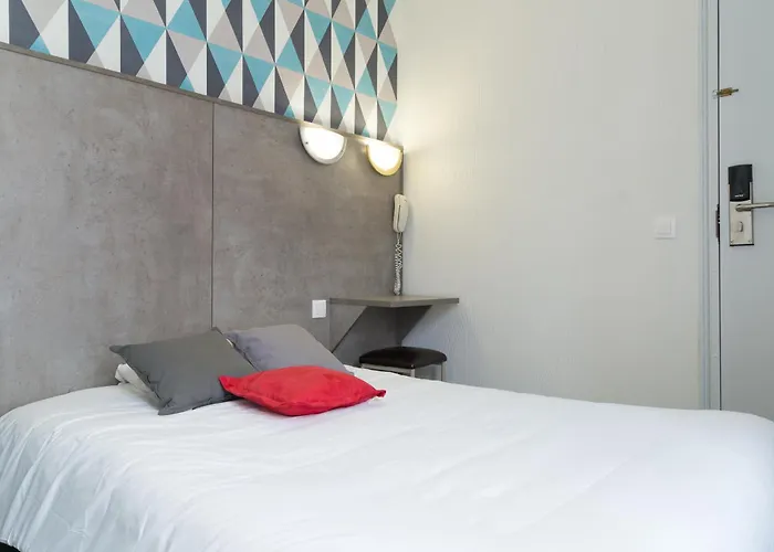 Panam-pere Lachaise-place Gambetta-hopital Tenon-republique パリ