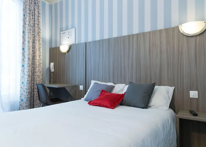 Panam-pere Lachaise-place Gambetta-hopital Tenon-republique パリ