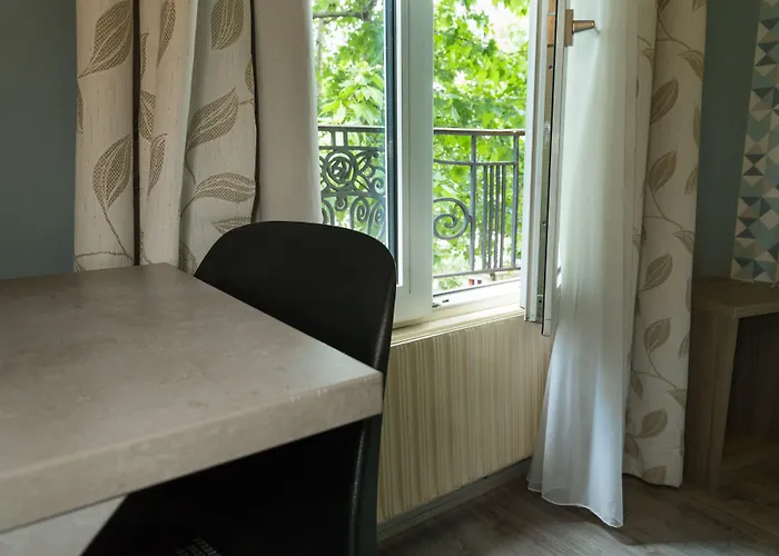 Panam-pere Lachaise-place Gambetta-hopital Tenon-republique 3*