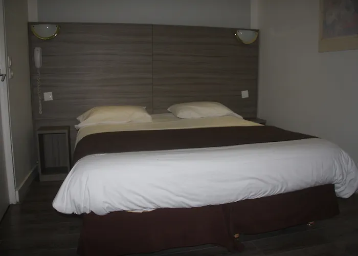 ホテル Panam-pere Lachaise-place Gambetta-hopital Tenon-republique