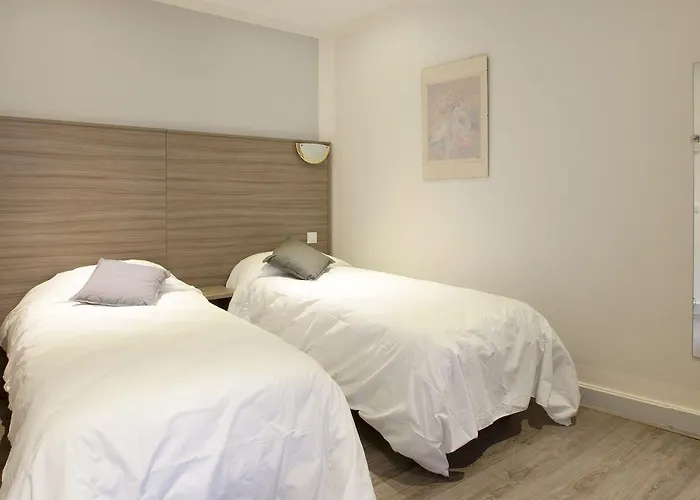 Panam-pere Lachaise-place Gambetta-hopital Tenon-republique