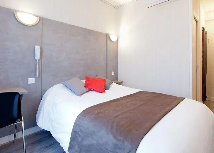 Panam-pere Lachaise-place Gambetta-hopital Tenon-republique 3*