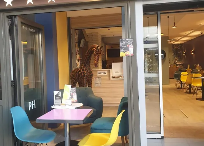 Panam-pere Lachaise-place Gambetta-hopital Tenon-republique ホテル 3*