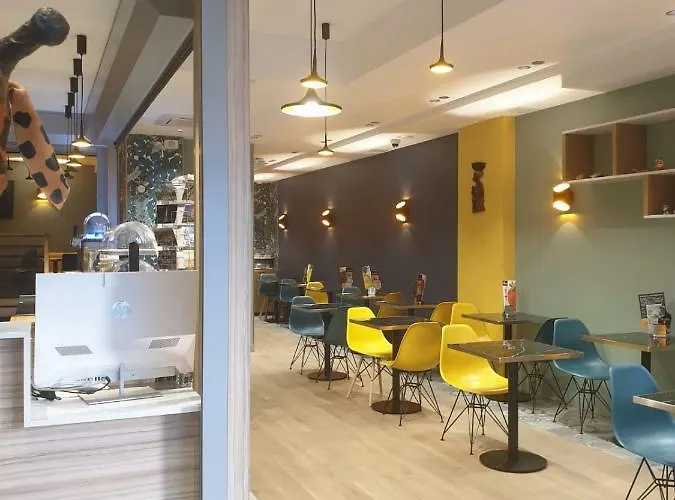 Panam-pere Lachaise-place Gambetta-hopital Tenon-republique ホテル